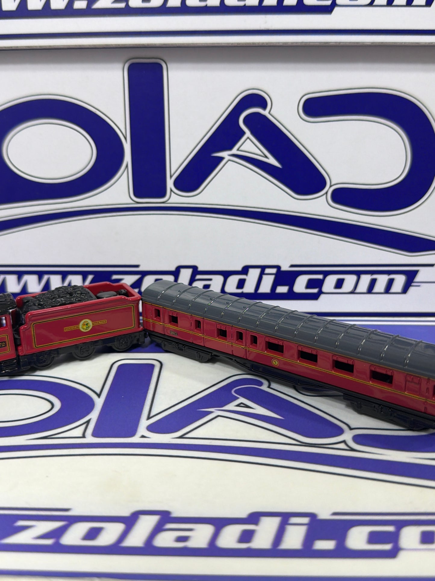 06 HARRY POTTER EXPRESO DE HOGWARTS TOMICA