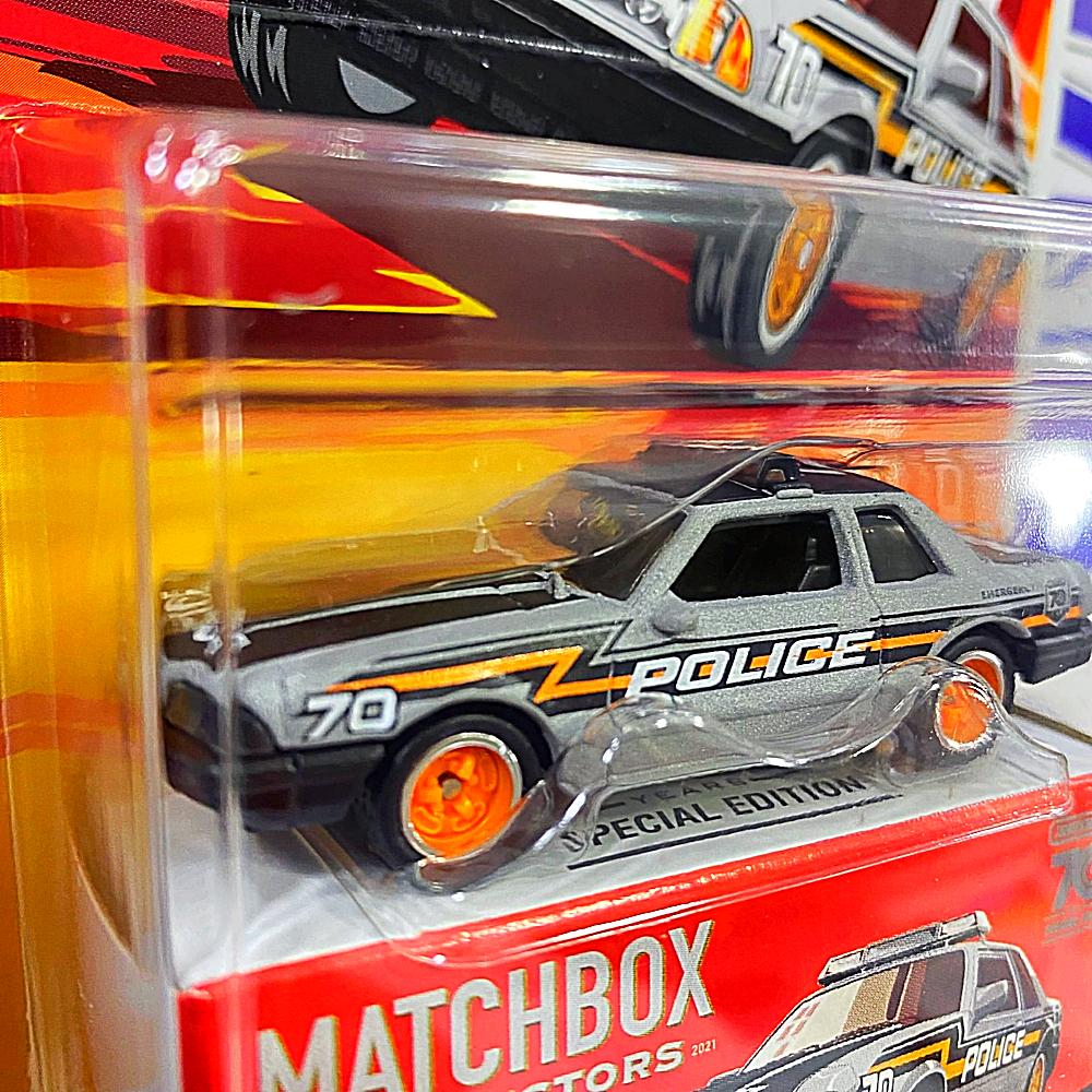 HLJ68 1993 FORD MUSTANG LX SSP