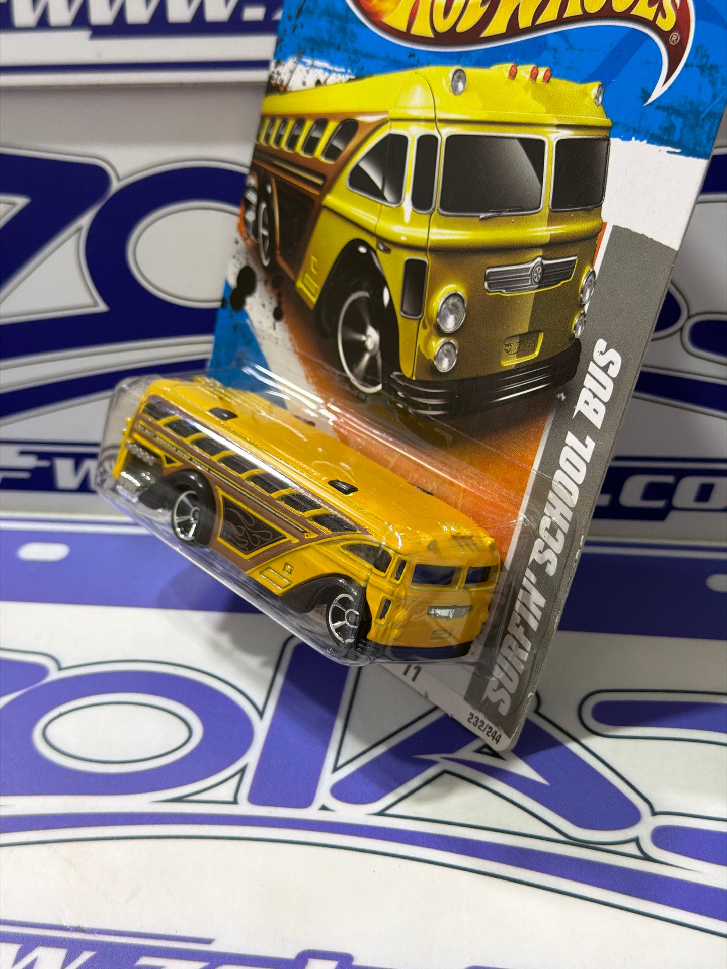 T9775 SURFIN SCHOOL BUS