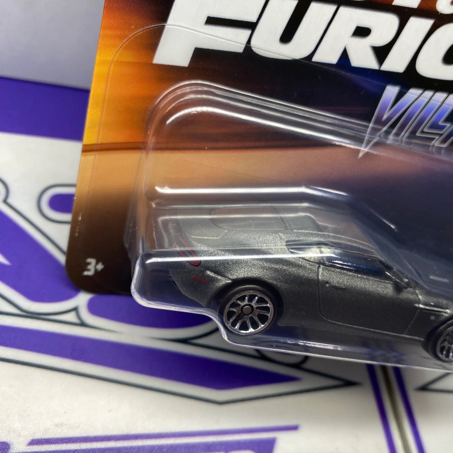 JBY35 2005 ASTON MARTIN DB9