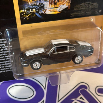 JLPC12 007 ASTON MARTIN V8 JOHNNY LIGHTNING