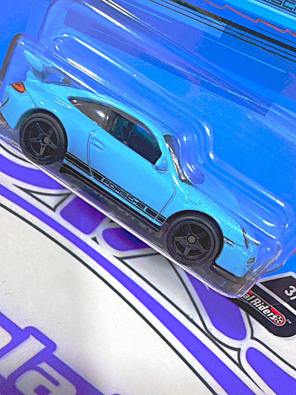 HCJ94 PORSCHE 911 GT3