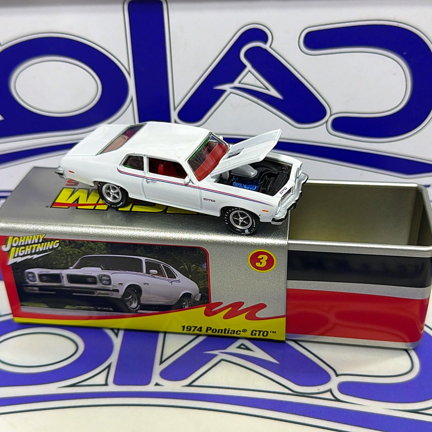PONTIAC GTO 1974 JOHNNY LIGHTNING