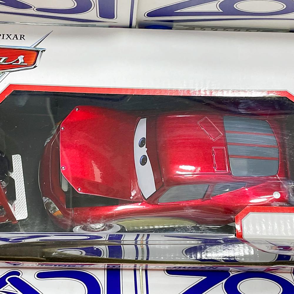98033 CRUISING LIGHTNING MCQUEEN