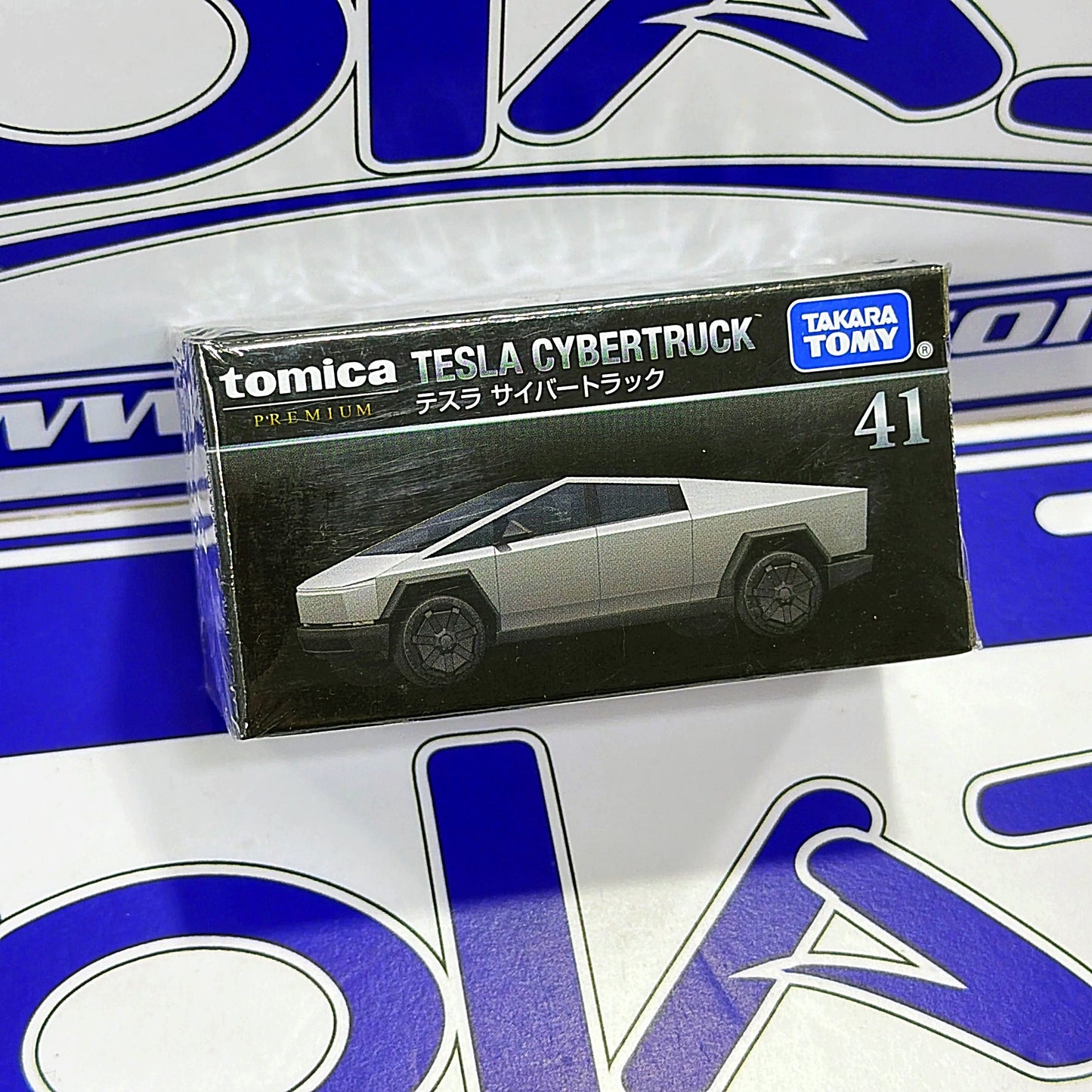 TESLA CYBERTRUCK TAKARA TOMY PREMIUM