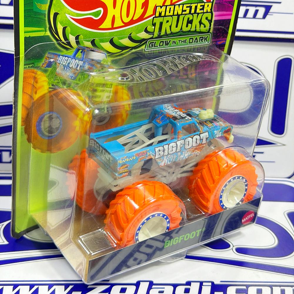 JFX15 BIGFOOT MONSTER TRUCKS