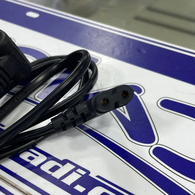 ADAPTADOR DE PODER TIPO 8