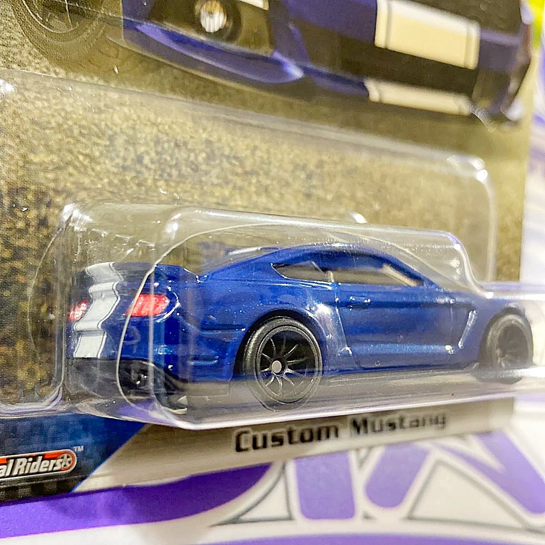 HNW51 CUSTOM MUSTANG