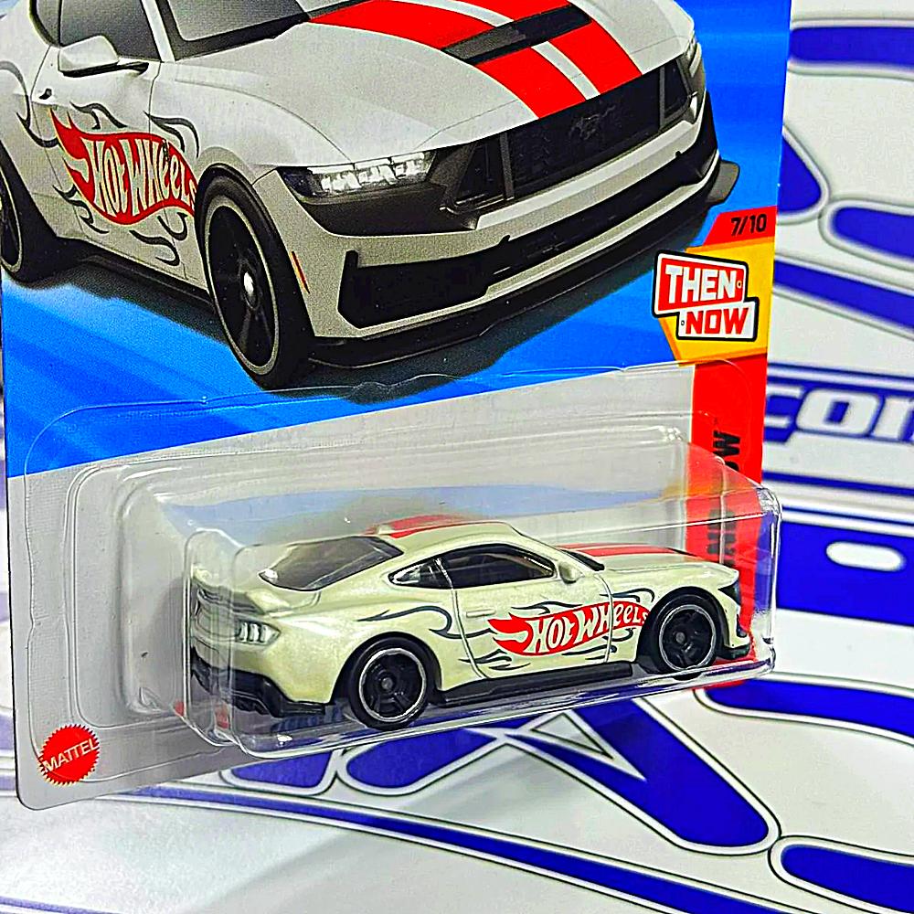 JBB34 FORD MUSTANG DARK HORSE