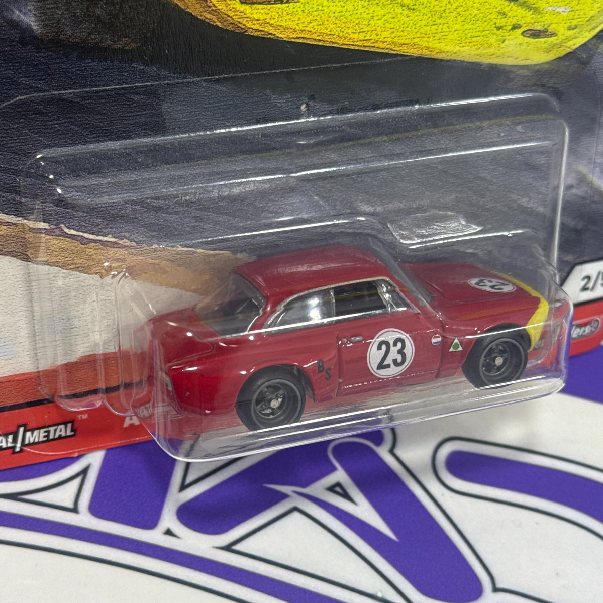 Hot Wheels Premium ALFA ROMEO GIULIA SPRINT GTA tienda Zoladi
