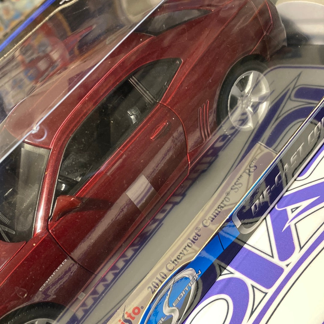Maisto Camaro RS 1/18