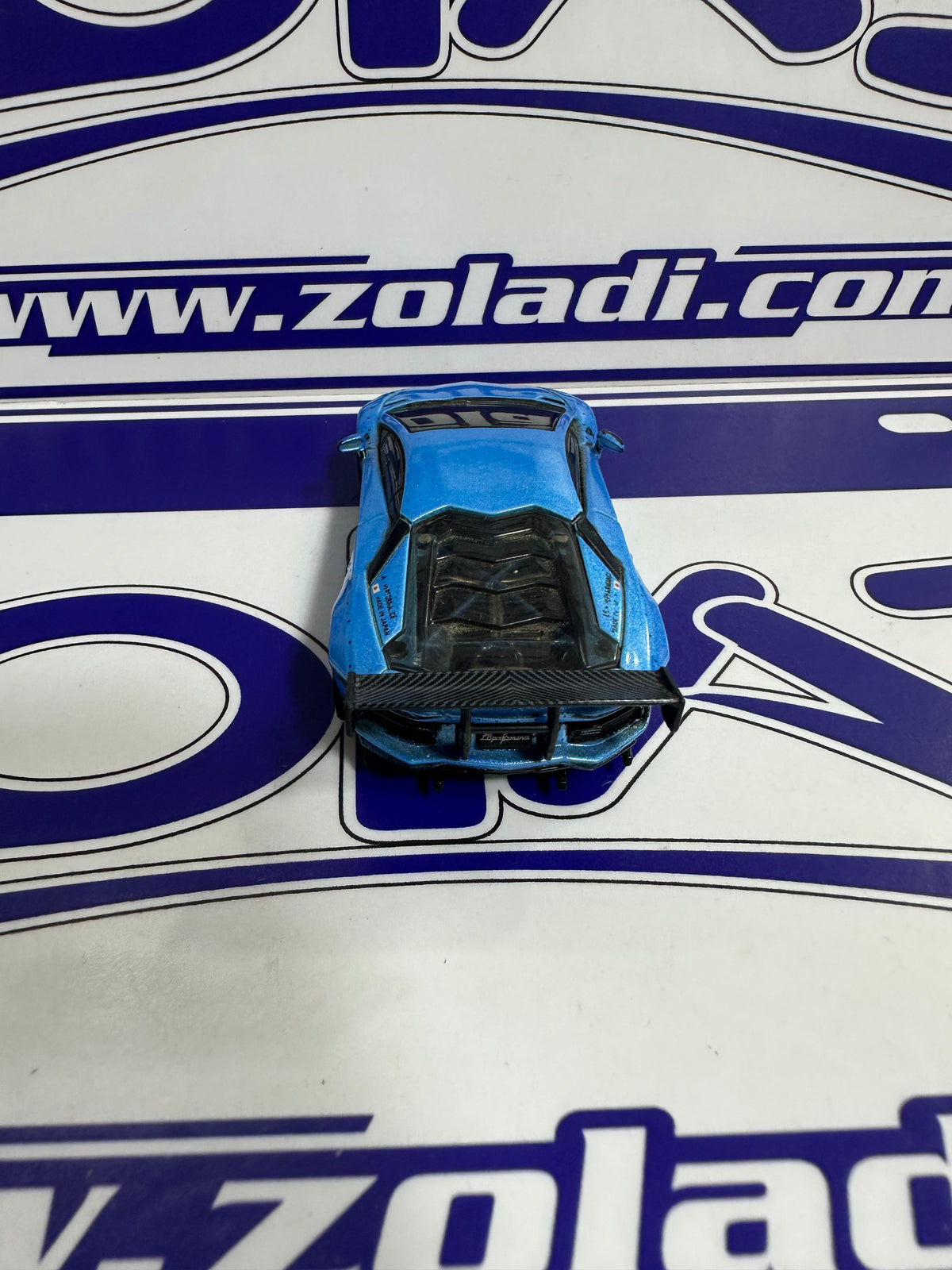 SU LBWK LAMBORGHINI AVENTADOR LP 700-4