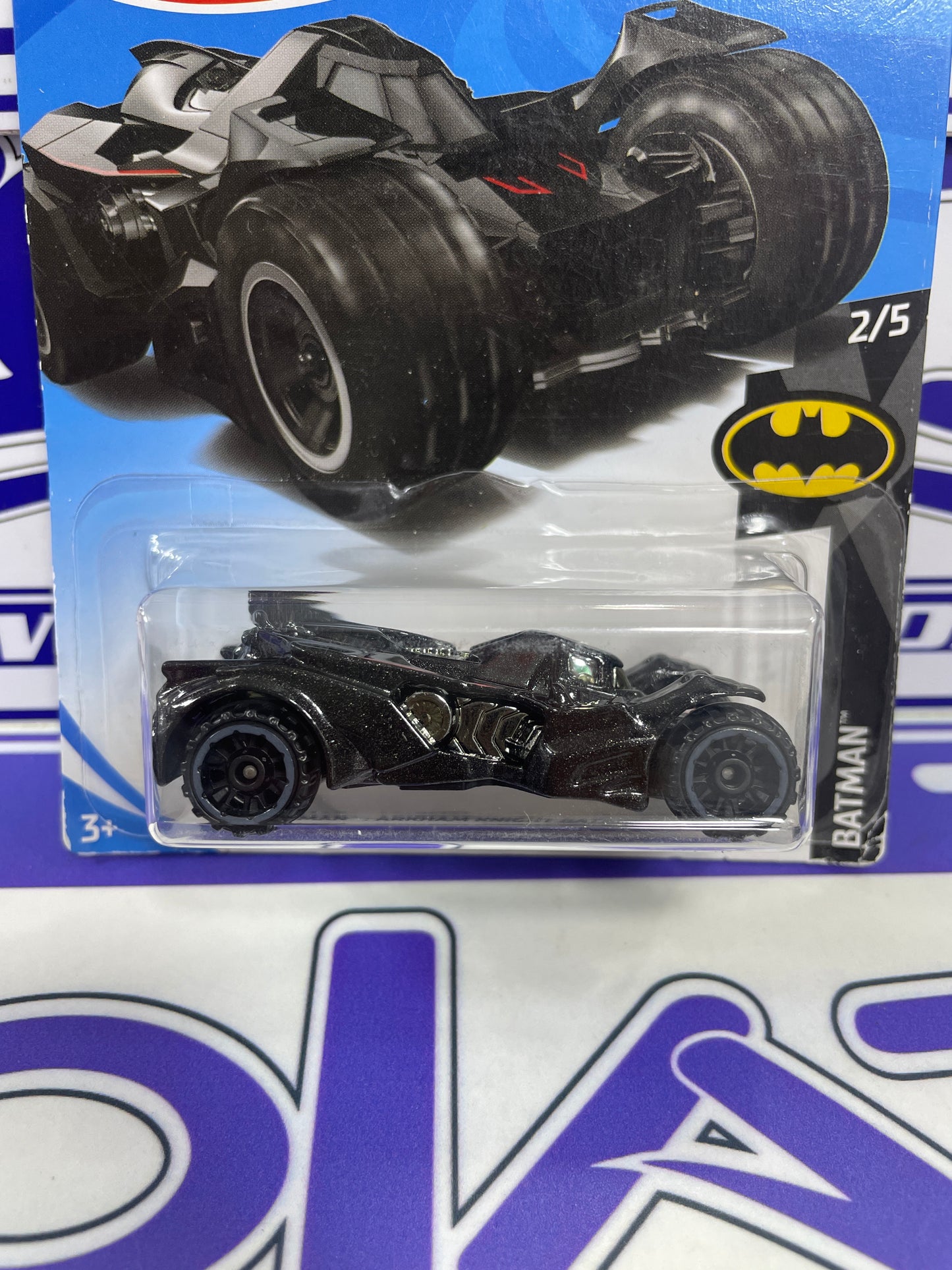 FJX31 BATMAN ARKHAM KNIGHT BATMOBILE