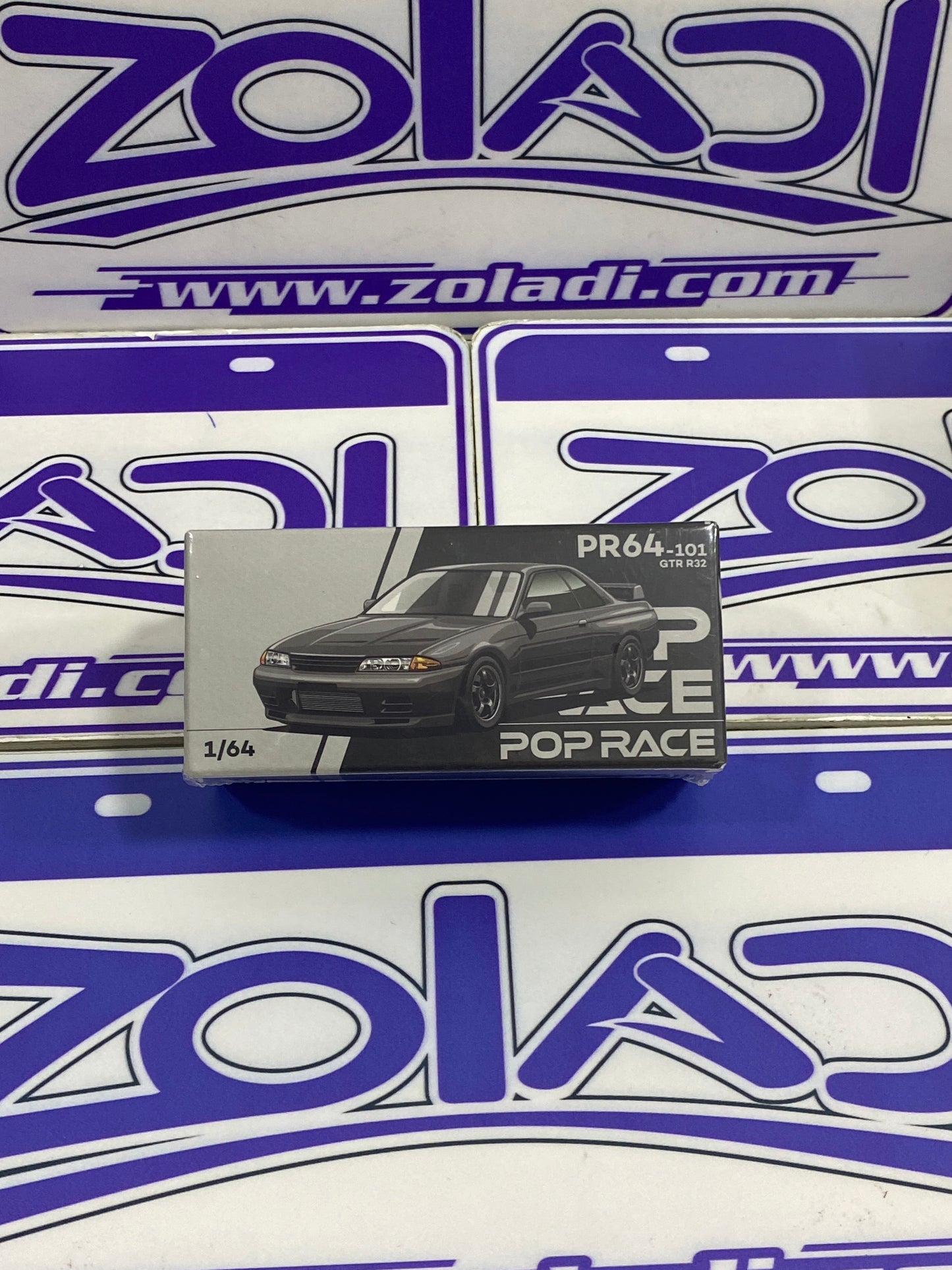 POP RACE NISSAN SKYLINE GTR R32