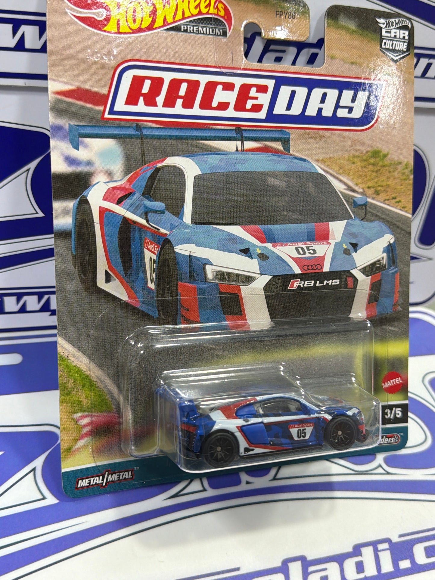 HKC61 AUDI R8 PREMIUM