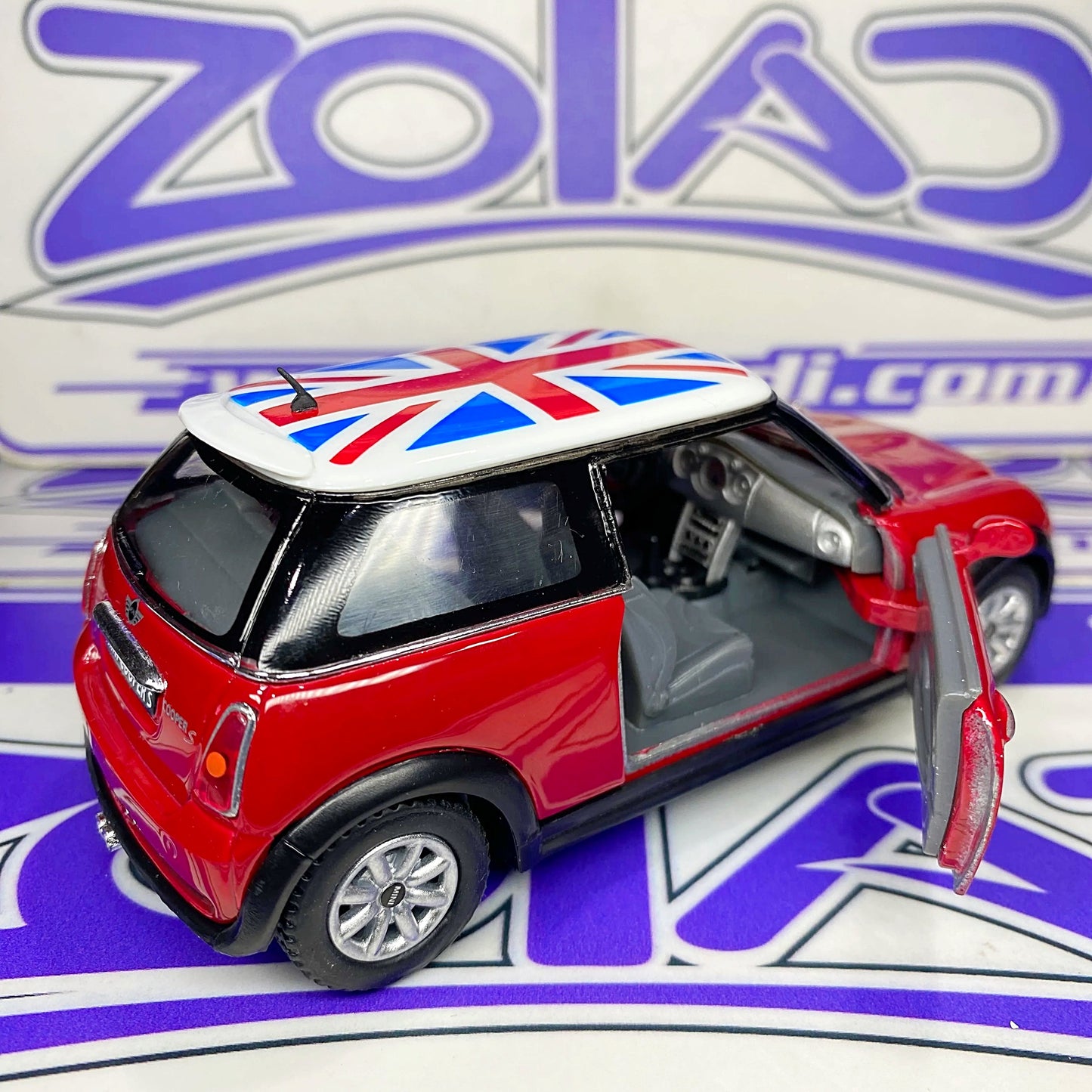 SU MINI COOPER S 1/34