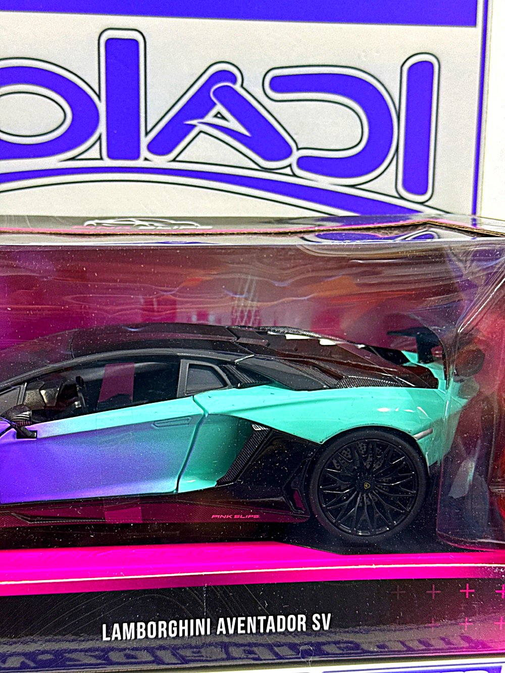 35199 LAMBORGHINI AVENTADOR SV JADA 1/24