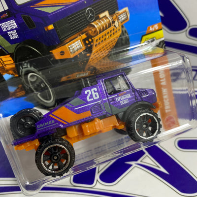 MERCEDES BENZ UNIMOG 1300L Hot Wheels disponible en Zoladi Lima