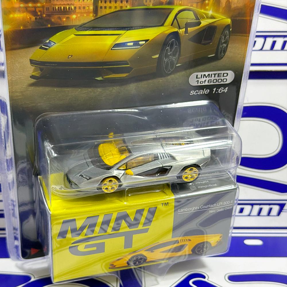 733 LAMBORGHINI COUNTACH LPI 800-4 MINI GT (CHASE)