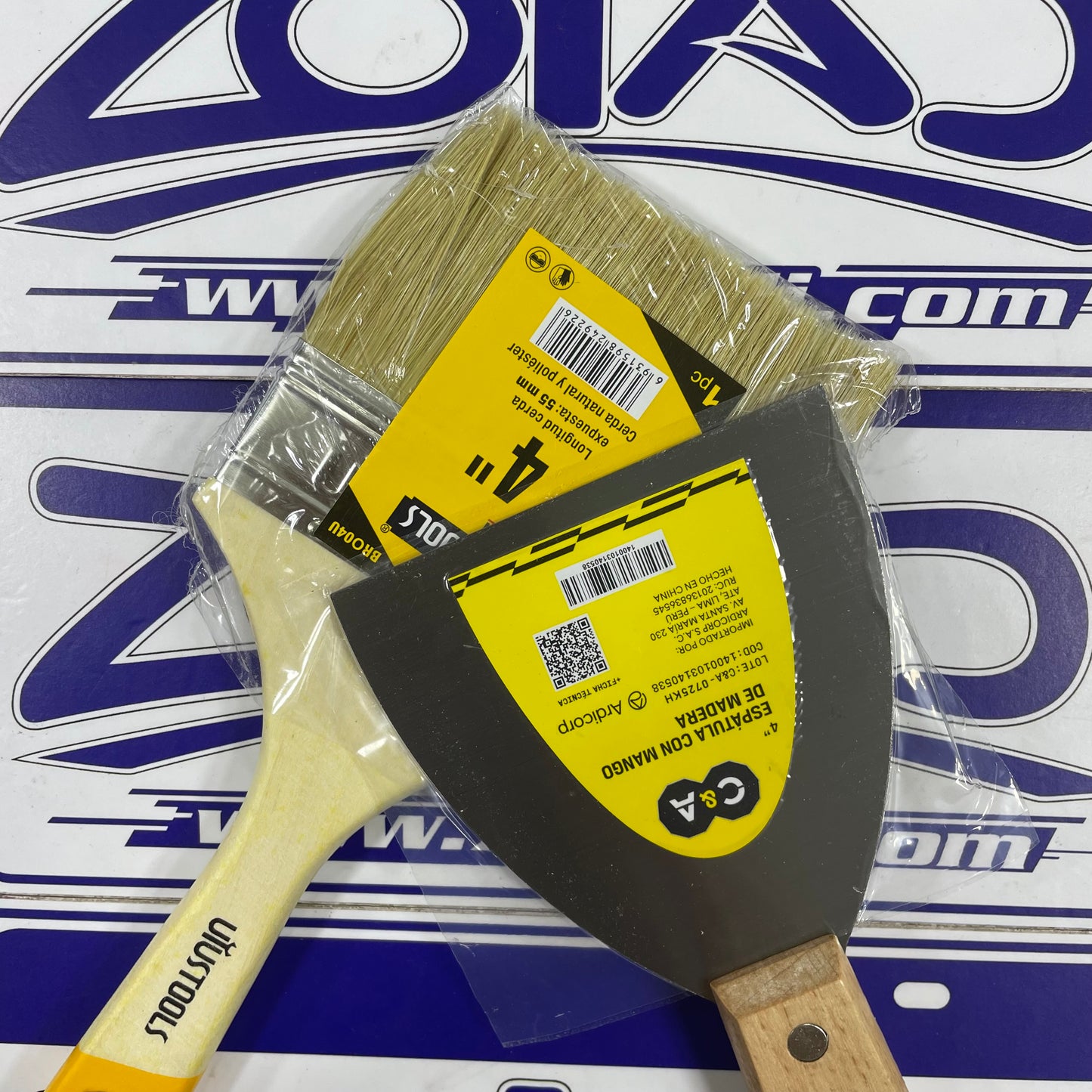 PACK DE BROCHA 4" + ESPATULA 4"