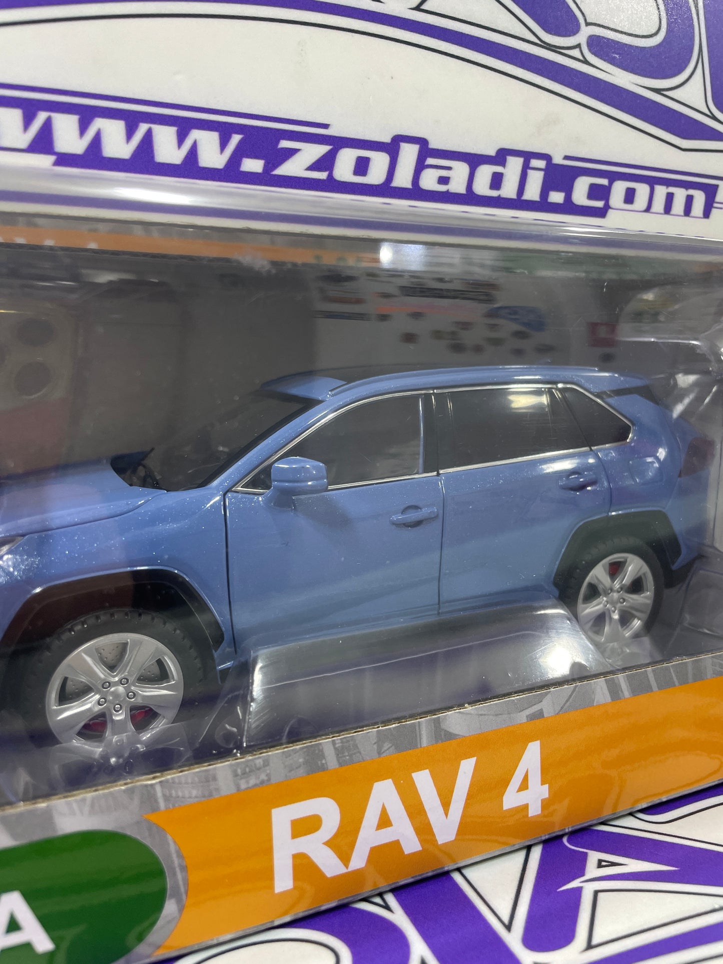TOYOTA RAV 4 1/24