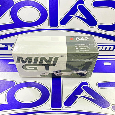 842 LAMBORGHINI AVENTADOR SVJ 63