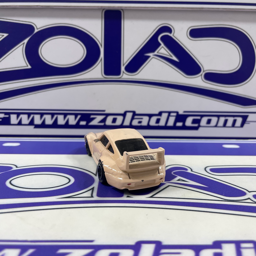 SU X8240 PORSCHE 993 GT2