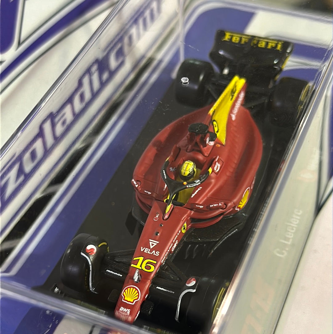 F1-75 Italian GP Charles Leclerc #16 Ferrari (CON CASCO Y ACRÍLICO) 2022
