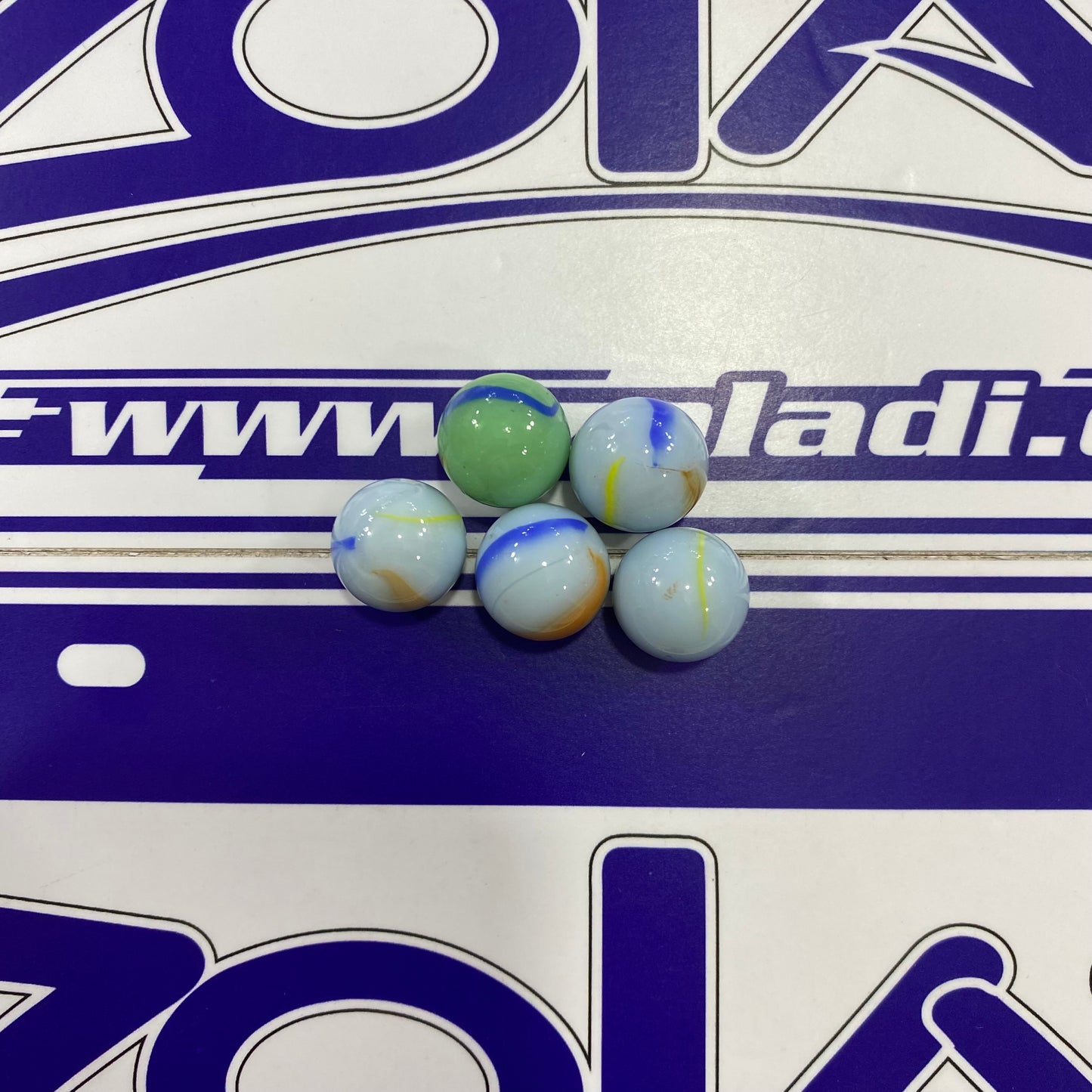 juego de canicas juego de los 80s retro oldschool canicas bolitas