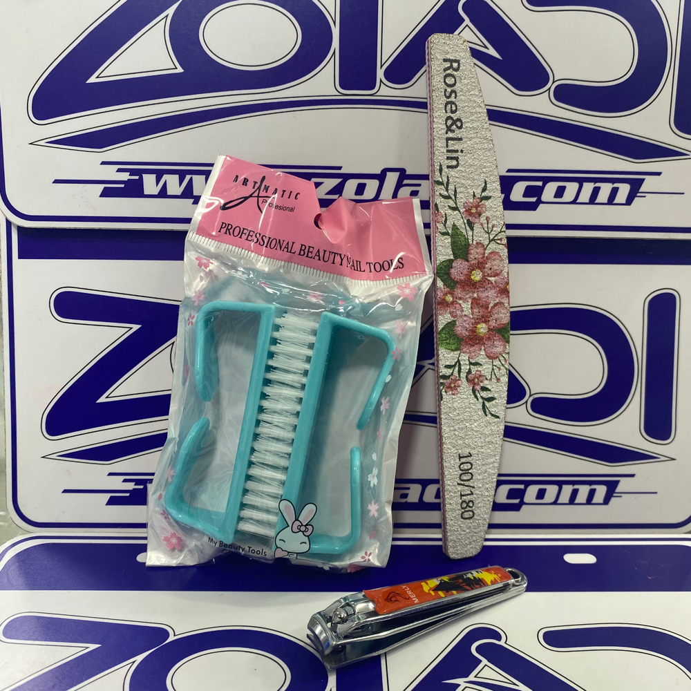 PACK PARA UÑAS - ESCOBILLA, CORTAUÑAS Y LIMA