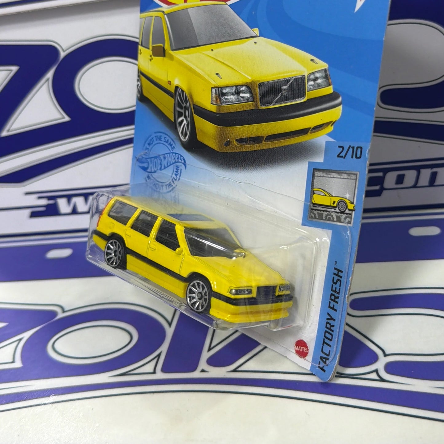 Hot Wheels VOLVO 850 ESTATE tienda Zoladi