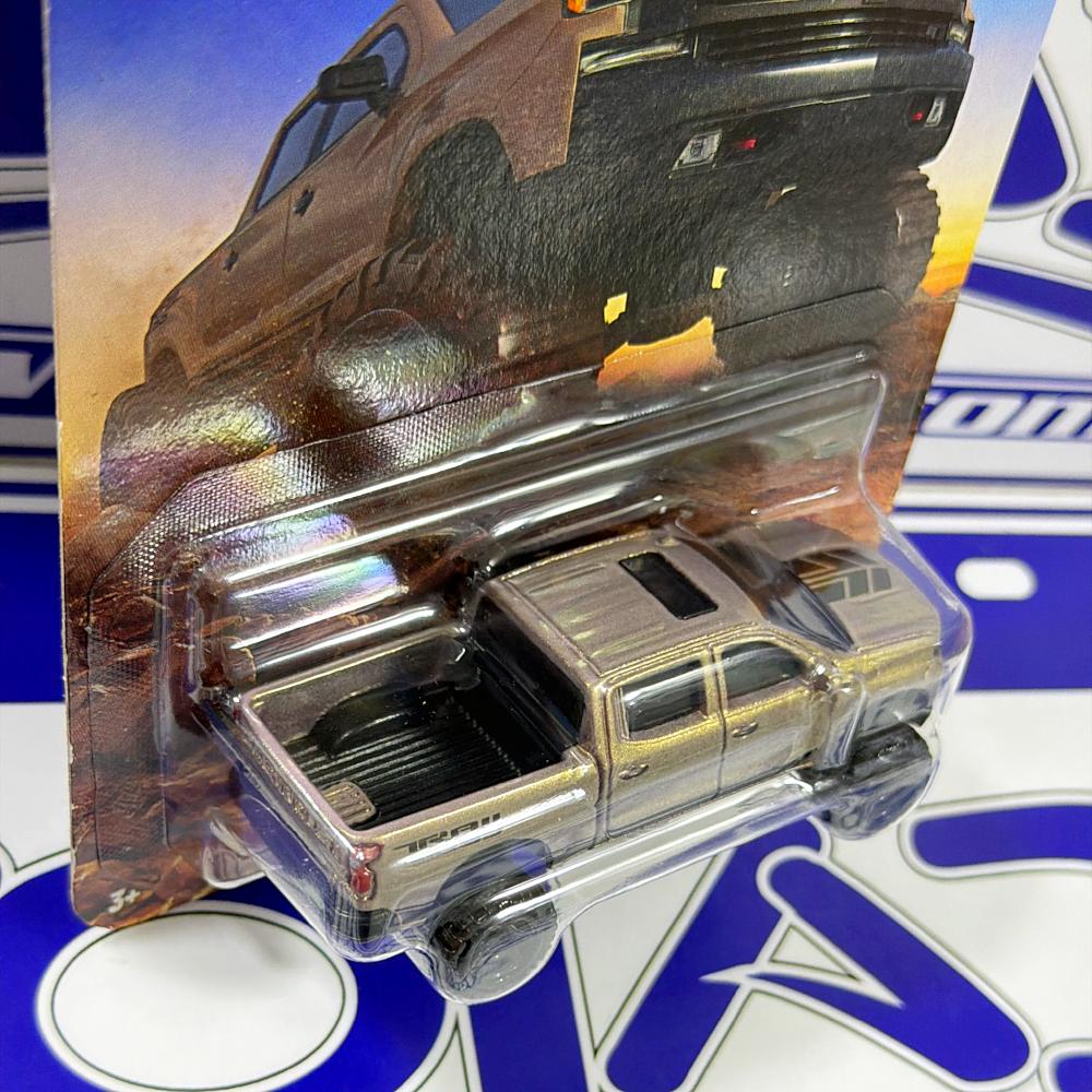 JKX71 CHEVROLET SILVERADO TRAIL BOSS LT PERFORMANCE TRUCKS
