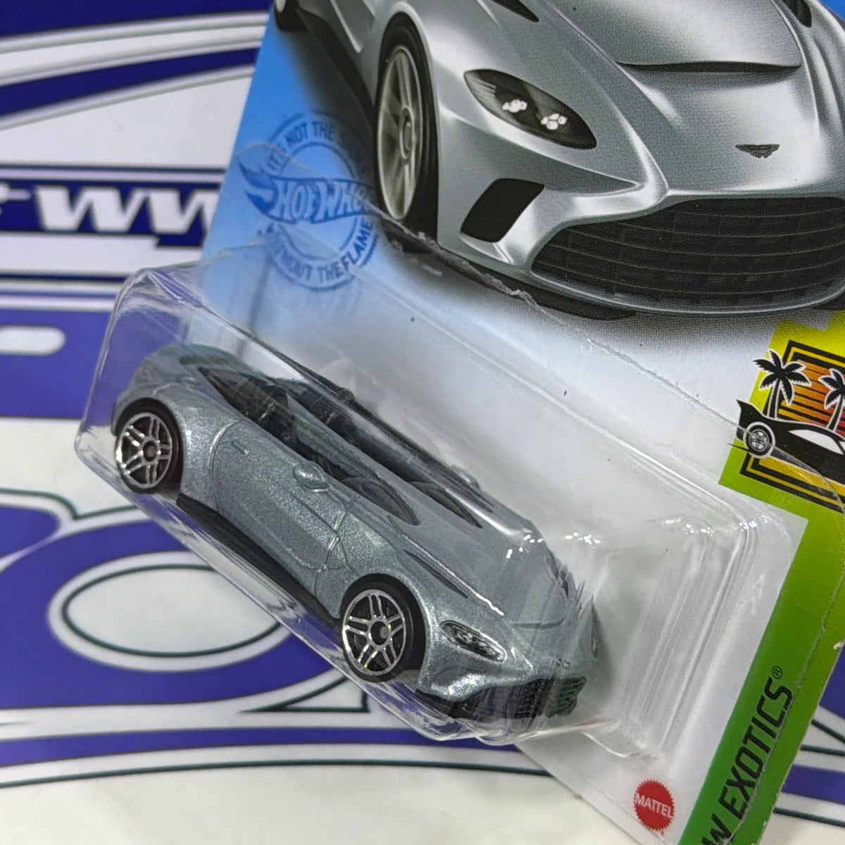 ASTON MARTIN V12 SPEEDSTER Hot Wheels Zoladi