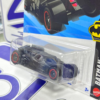 JJL13 THE DARK KNIGHT BATMOBILE