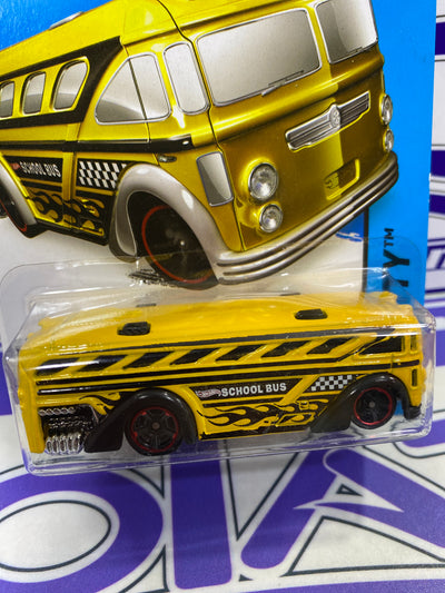 BFC29 SURFIN SCHOOL BUS