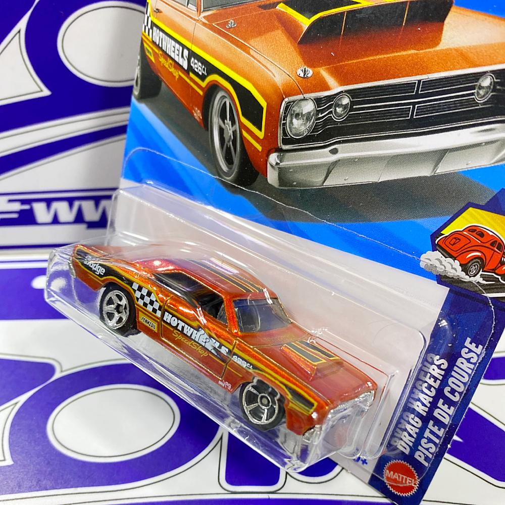 JJJ63 68 DODGE DART