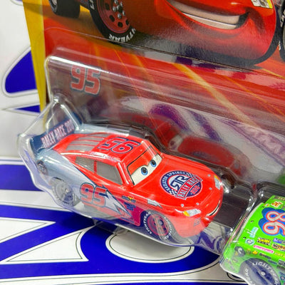 JDH47 LIGHTNING MCQUEEN RAYO MCQUEEN Y CHICK HICKS CARS