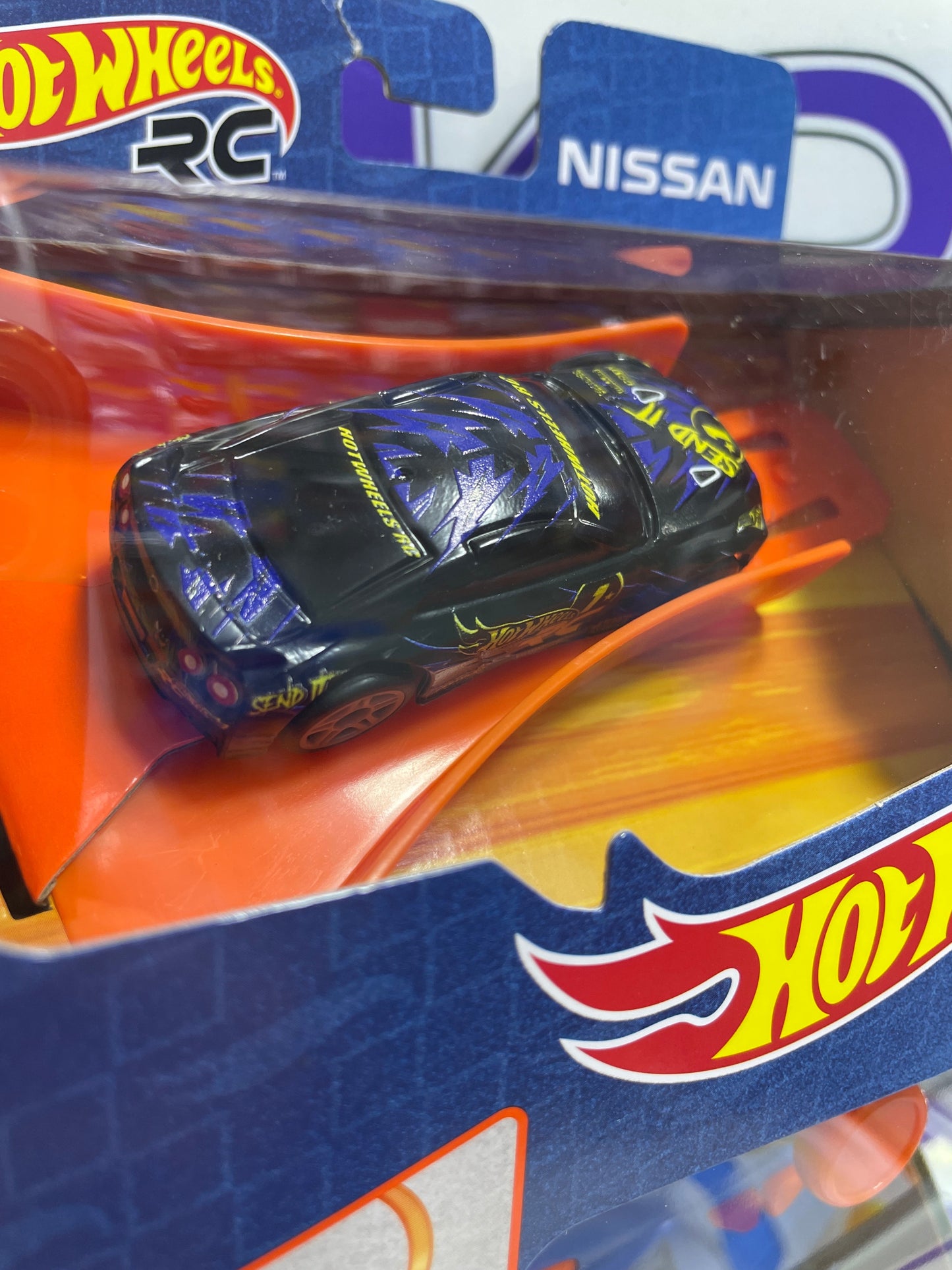 GWB72 NISSAN GT-R (R35)