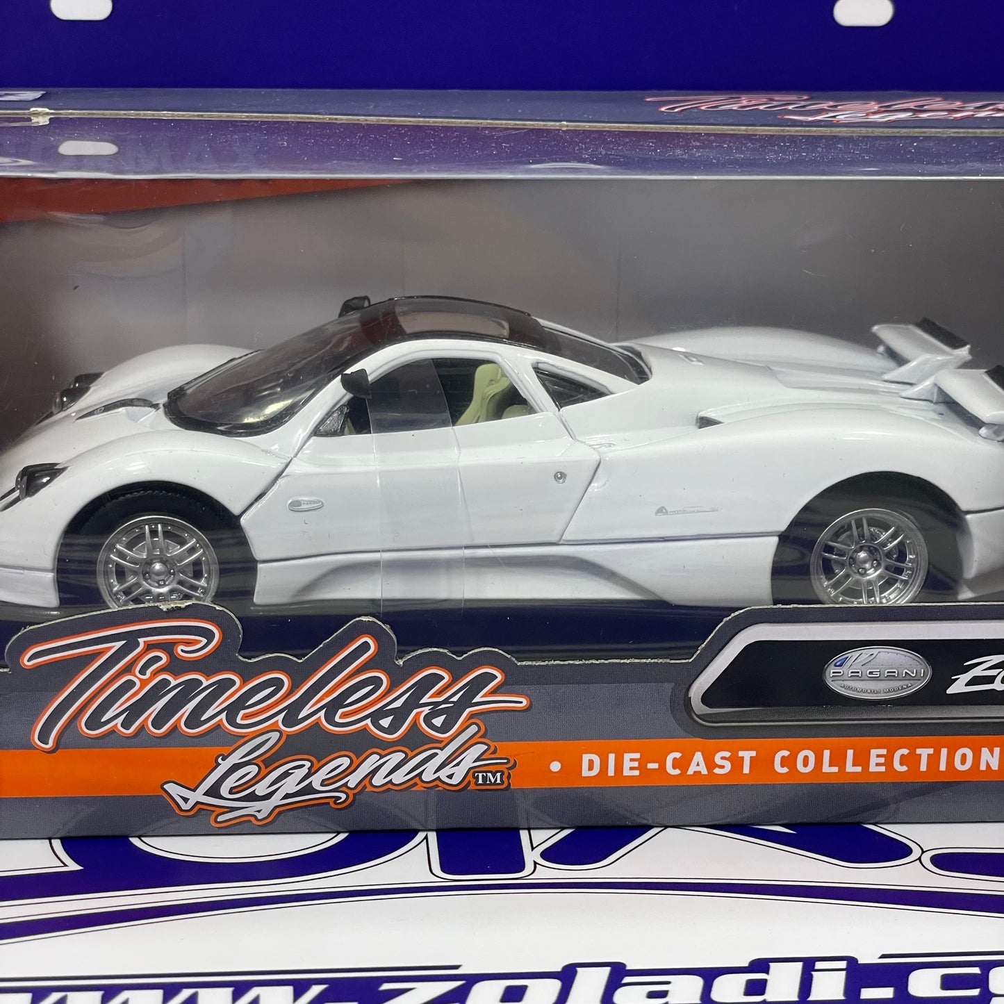 1/24 PAGANI ZONDA C12