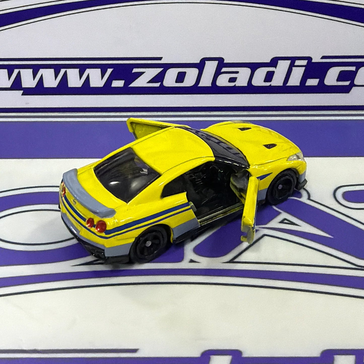 NISSAN GTR TAKARA TOMY