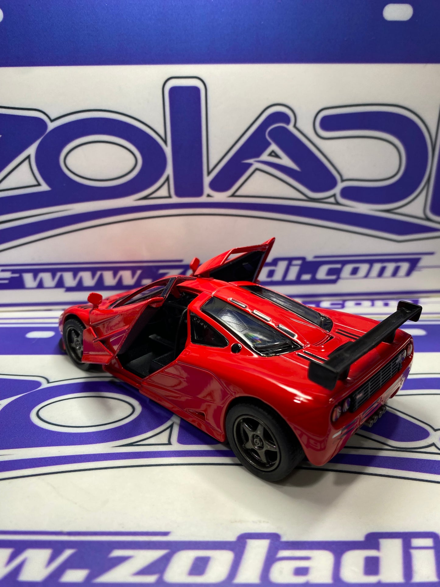 SU 1995 MCLAREN F1 GTR 1/34