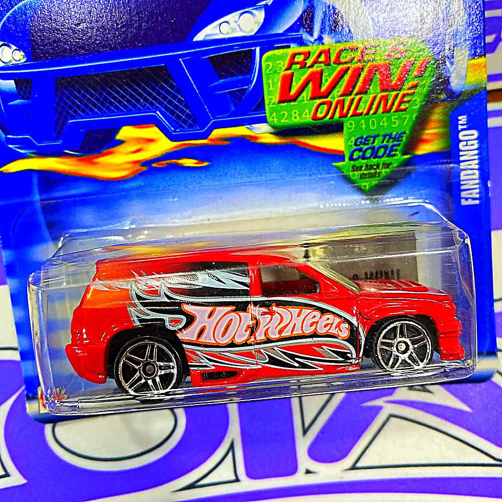 FANDANGO Hot Wheels disponible en Zoladi Lima