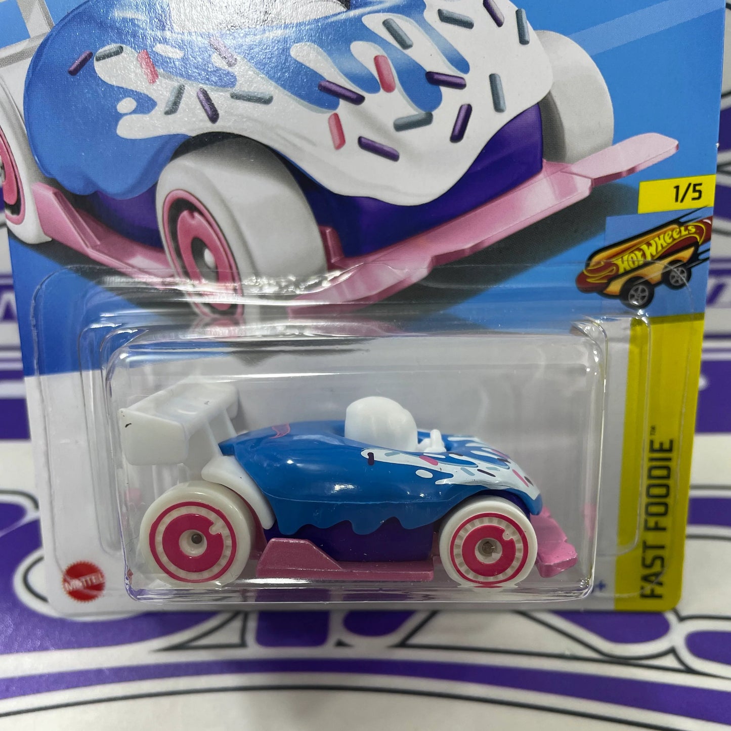 DONUT DRIFTER FAST FOODIE Hot Wheels disponible en Zoladi Lima
