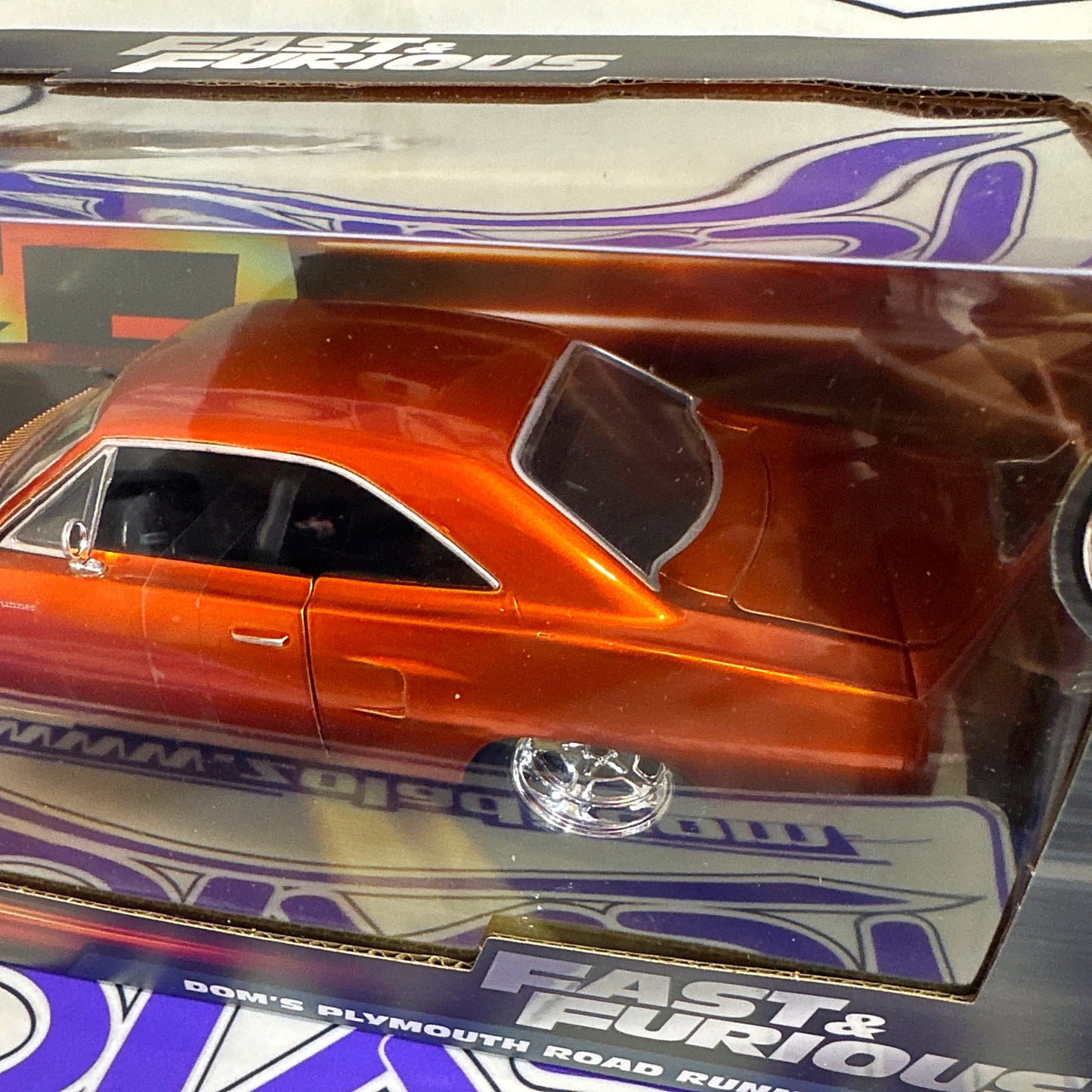 97126 DOMS PLYMOUTH ROAD RUNNER 1/24 JADA