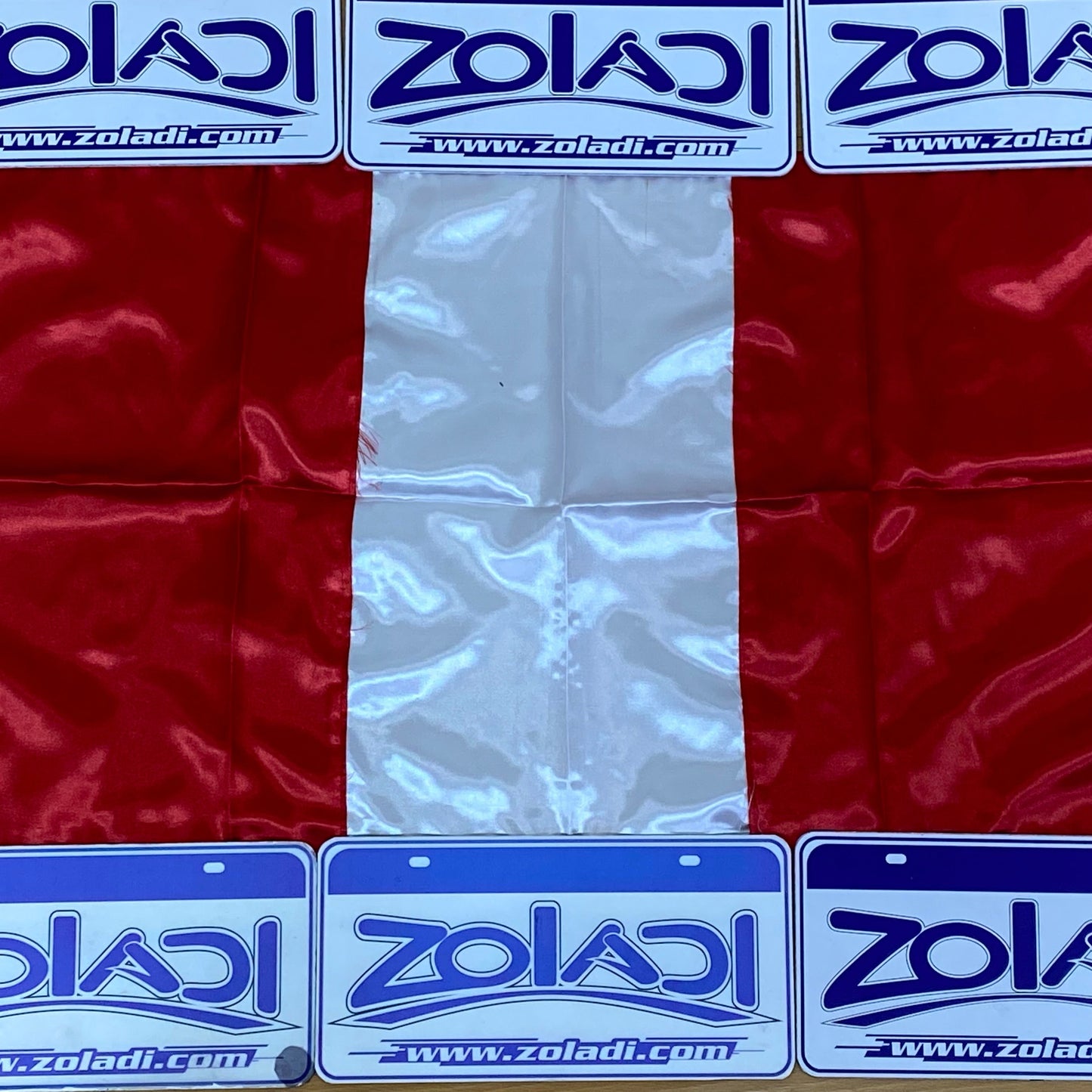 BANDERA DEL PERU 70 cm x 42 cm