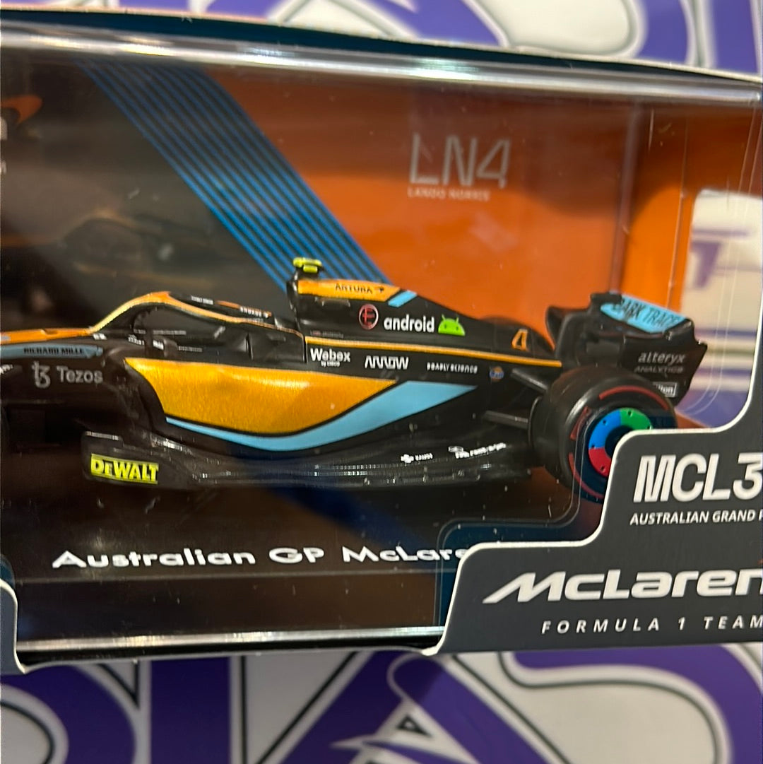 PROMO MCL36 Lando Norris #4 (WITH ACRYLIC/WITHOUT HELMET) 2022