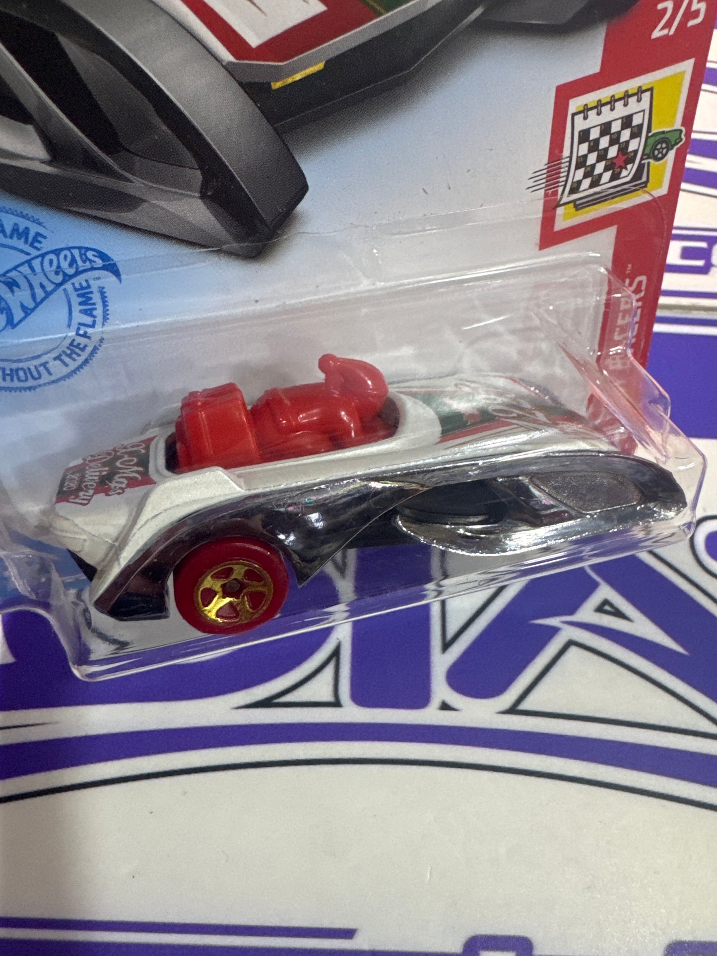 GRY77 ROCKIN SANTA SLED