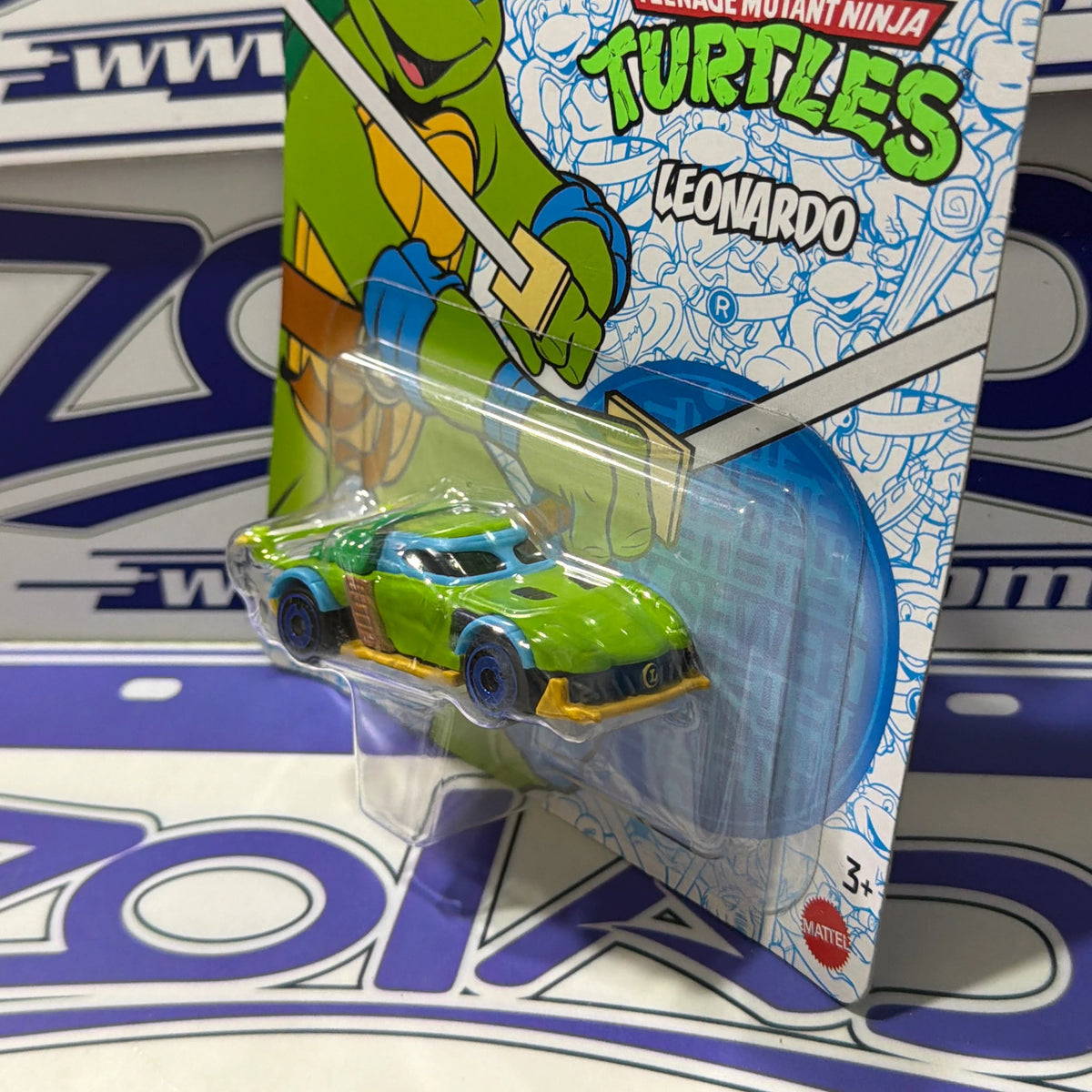 Hot Wheels Character Cars TORTUGAS NINJA LEONARDO tienda Zoladi