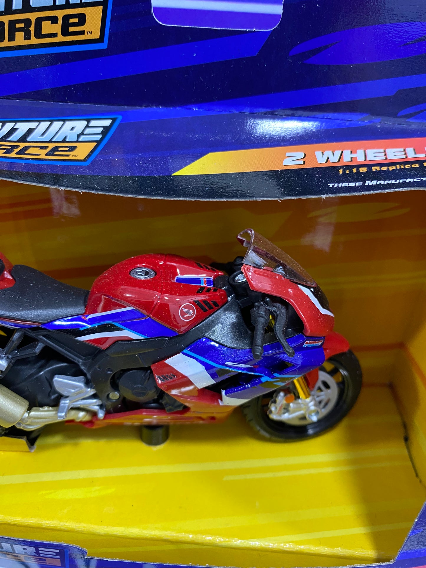 12327 HONDA CBR 1000RR FIREBBLADE SP 1/18
