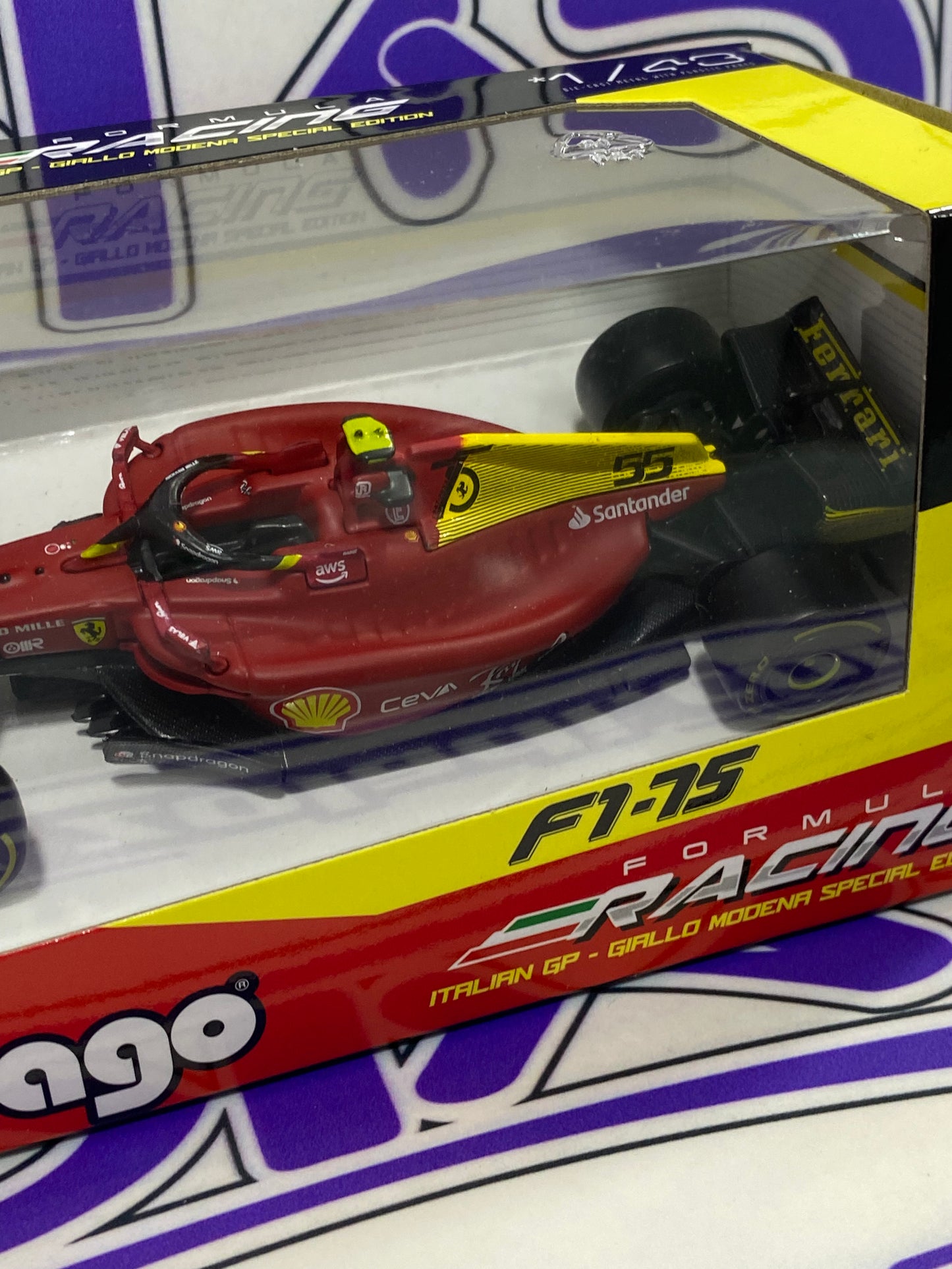 36832 CARLOS SAINZ F1-75 ITALIAN GP #55 FERRARI (SIN ACRILICO SIN CASCO)